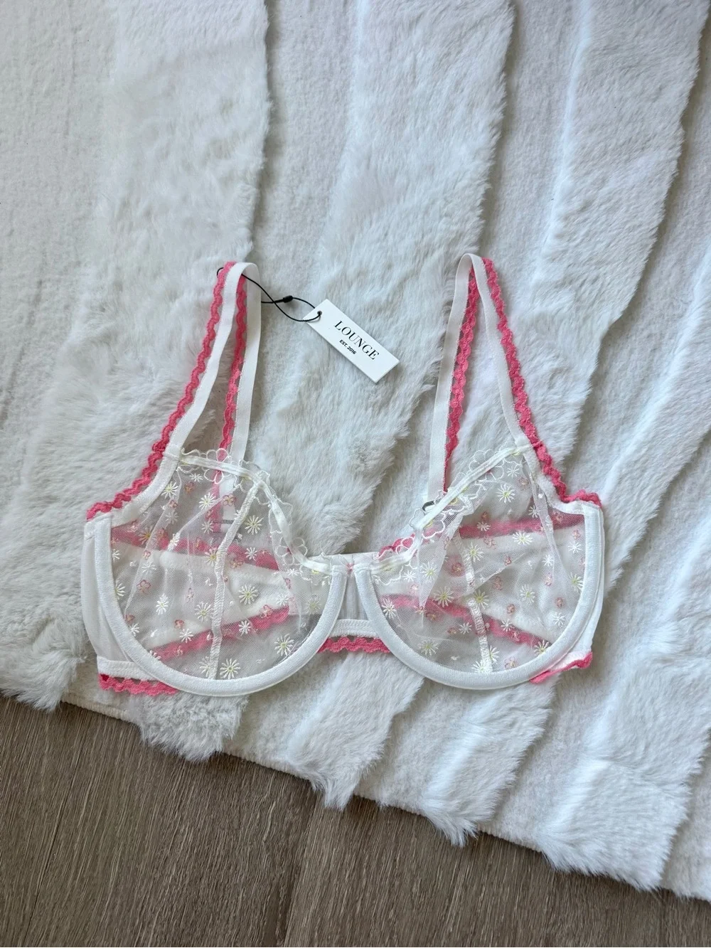 NWT Lounge Daisy Embroidered Balcony Bra 34G